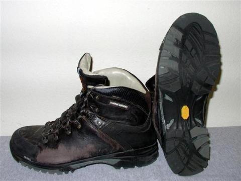 REI Spirit III GTX side view and soles